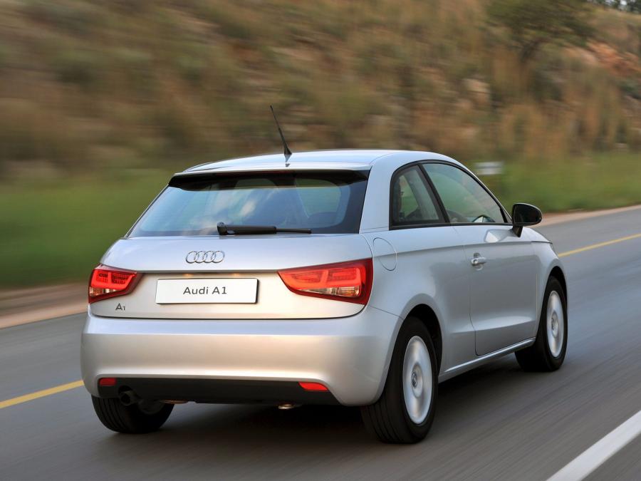  Audi A1 TFSI (8X) 2010 года  (ZA) (фото 7 из 15)